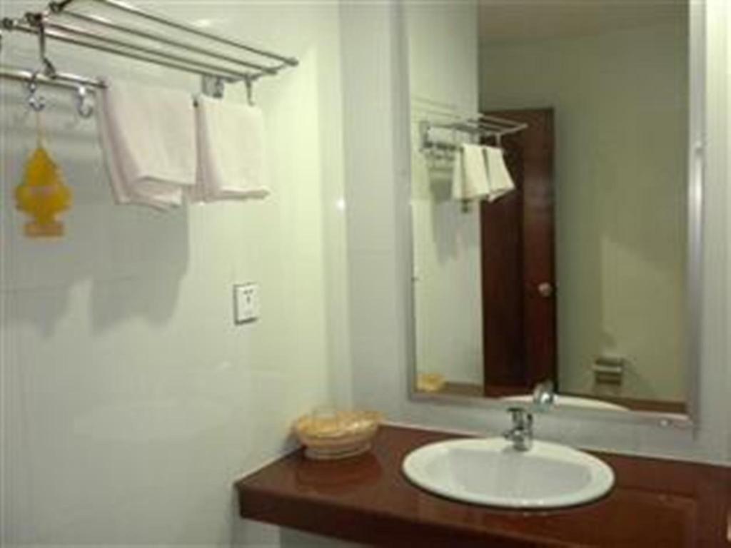 Nyny Hotel Kampot Room photo