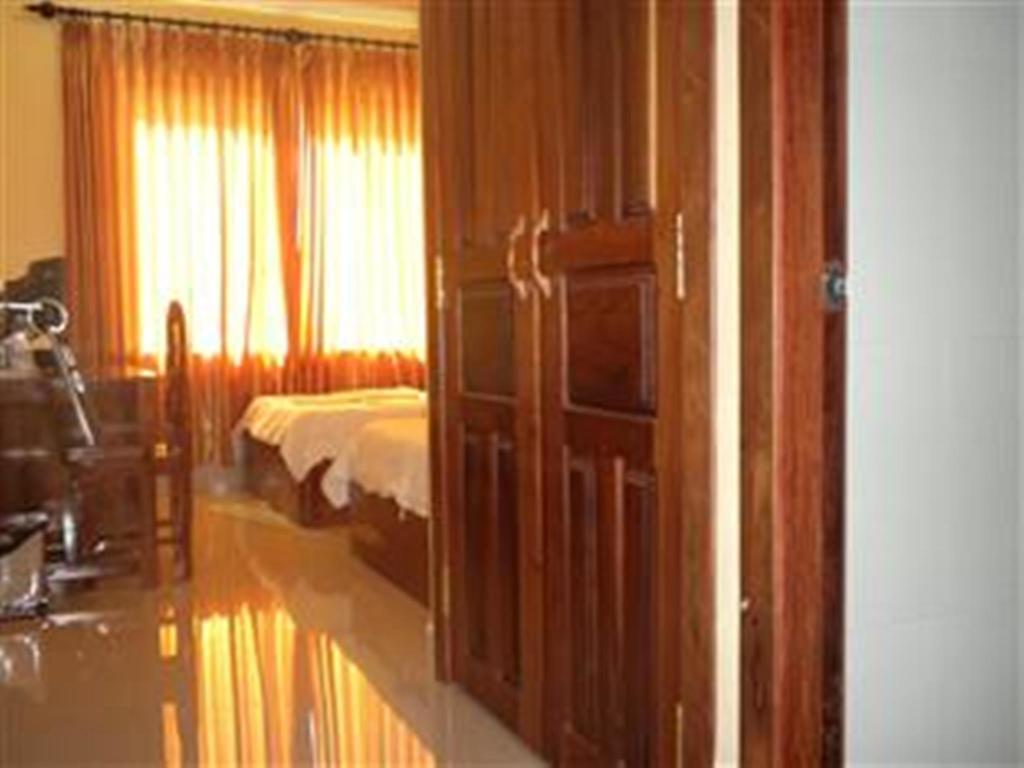 Nyny Hotel Kampot Room photo